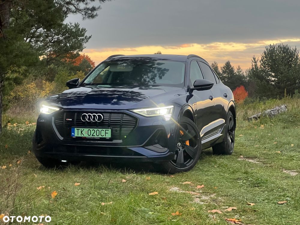 Audi Q8 Sportback e-tron 55 quattro S line - 27