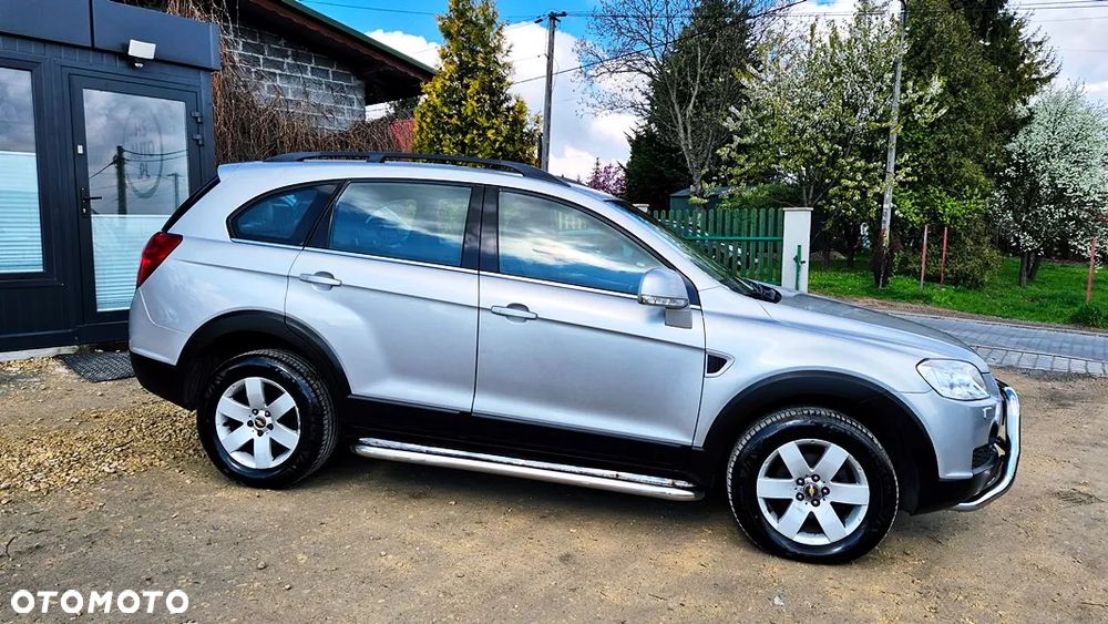 Chevrolet Captiva 2.4 LS - 8