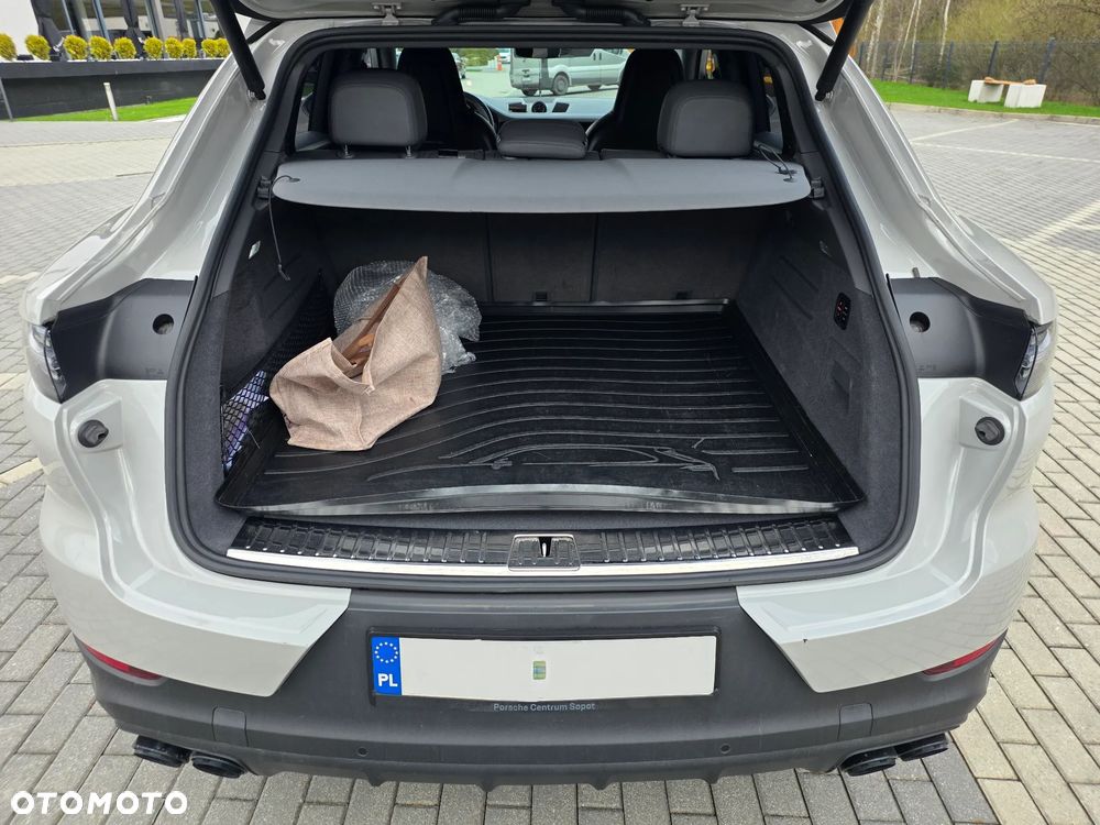 Porsche Cayenne E-Hybrid PHEV Black Edition - 33