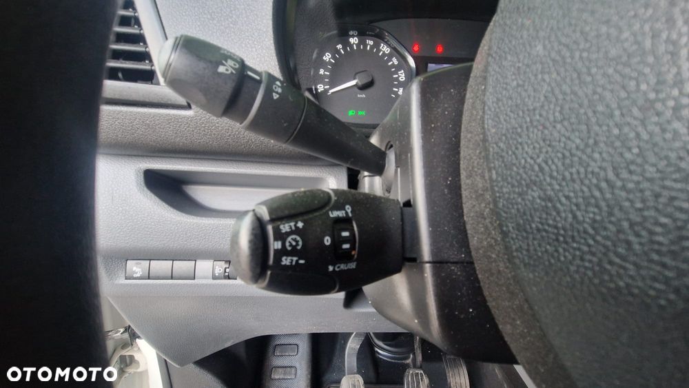Peugeot EXPERT - 15