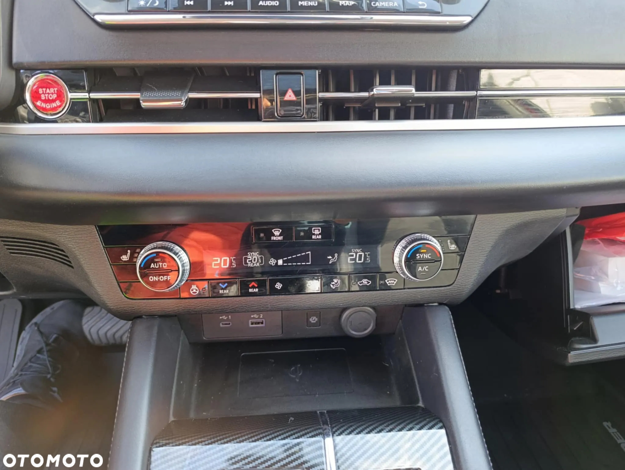 Mitsubishi Outlander 2.4 4WD Plug-In Hybrid Plus - 21