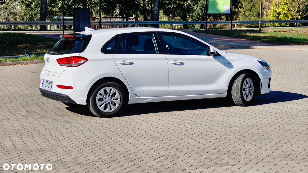 Hyundai i30 1.5 DPI Modern - 16