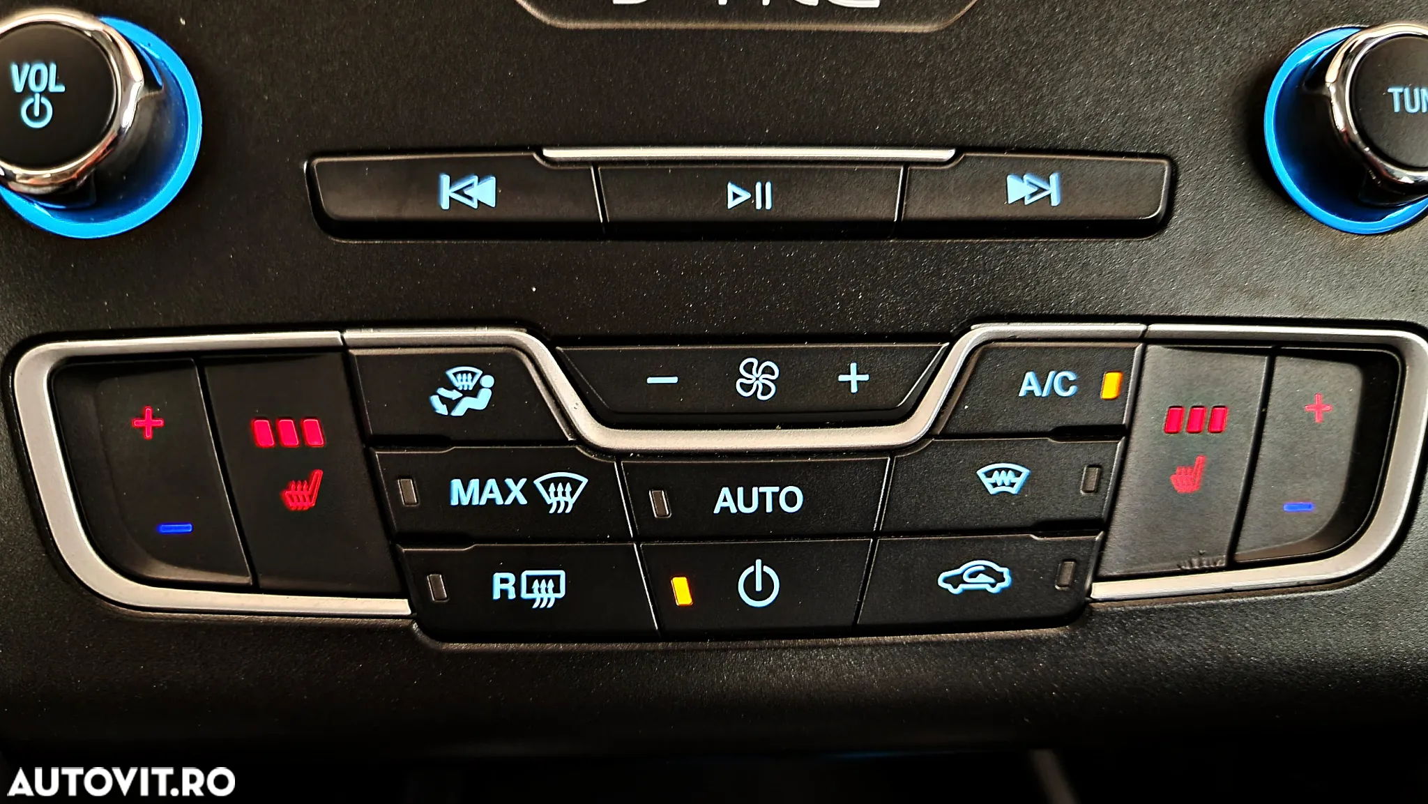 Ford Mondeo 2.0 EcoBlue Aut. Titanium - 24
