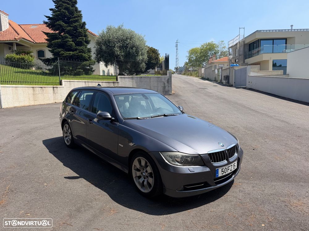 BMW 320 d Auto - 2