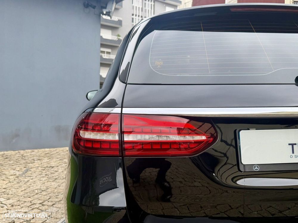 Mercedes-Benz E 300 de AMG Line - 16