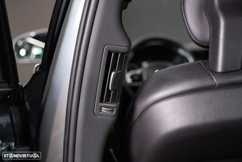 Volvo S90 2.0 D4 Momentum Geartronic - 45