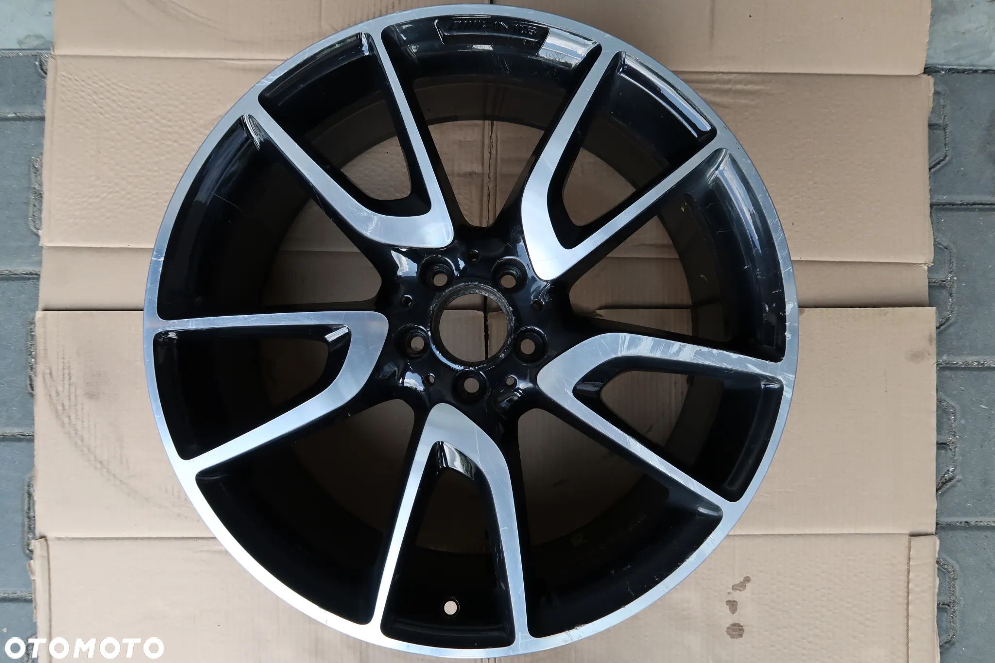 C28 FELGA MERCEDES GLC A2534012000 8,5X21ET40 - 1