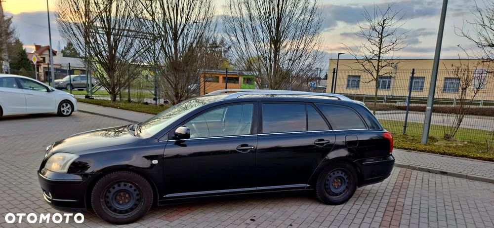 Toyota Avensis 1.8 VVT-i Sol - 3