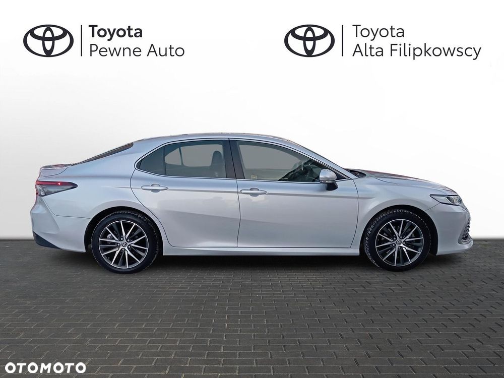 Toyota Camry 2.5 Hybrid Prestige CVT - 6