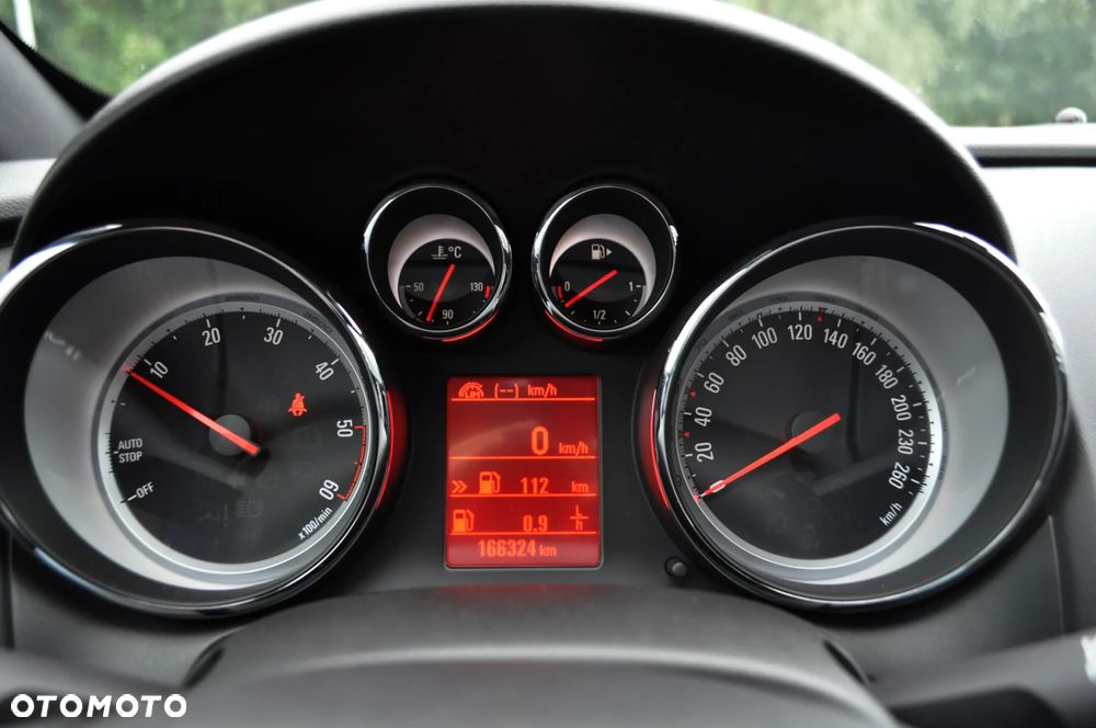 Opel Astra ver-iv-gtc-2-0-cdti-bi--turbo-s-s - 12