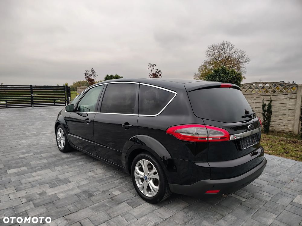 Ford S-Max - 10