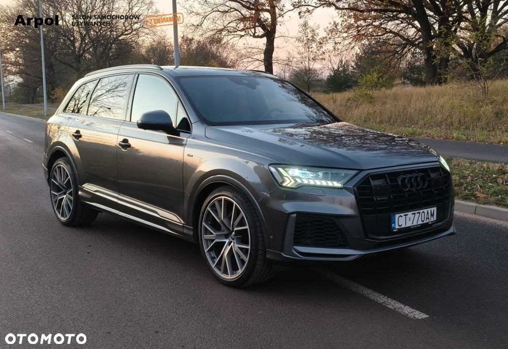Audi Q7 - 1