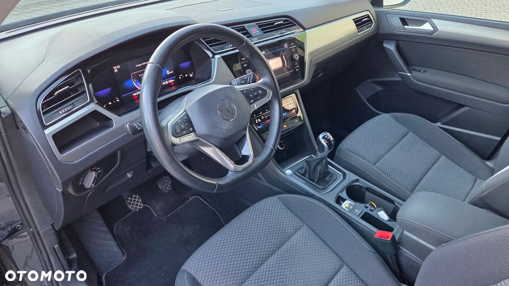 Volkswagen Touran 1.5 TSI EVO Comfortline Plus - 16