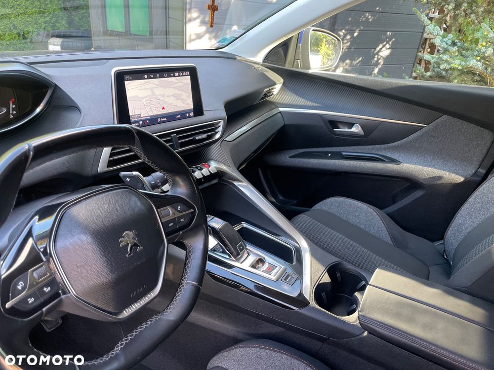 Peugeot 3008 1.5 BlueHDi Allure S&S EAT8 - 15