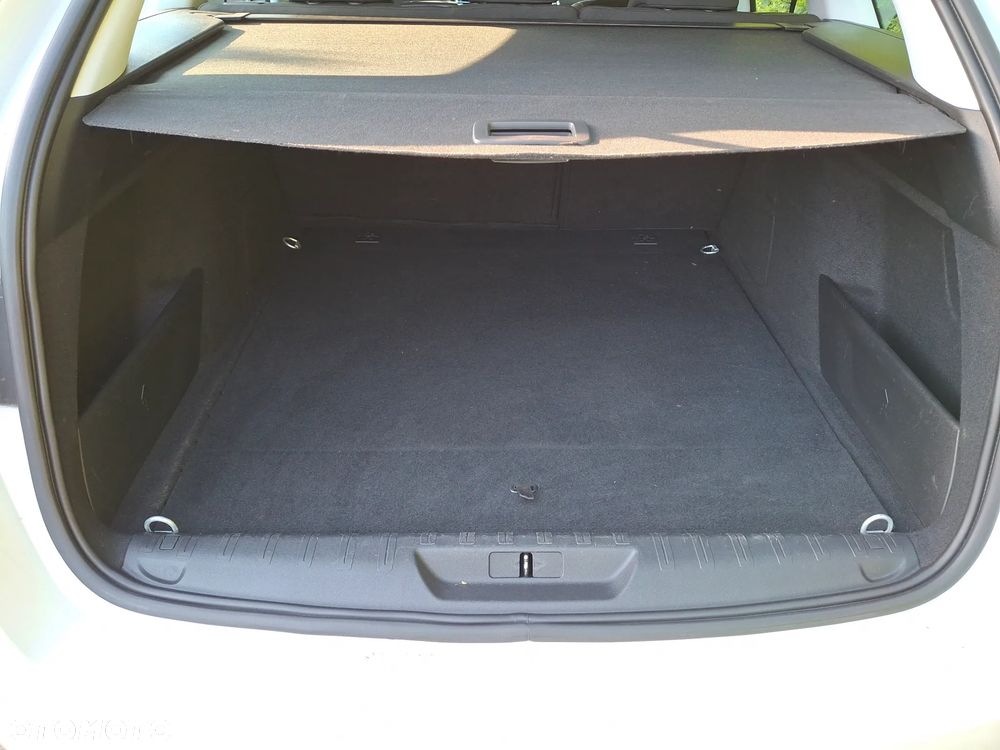 Peugeot 308 1.5 BlueHDi Active Pack Business S&S - 26