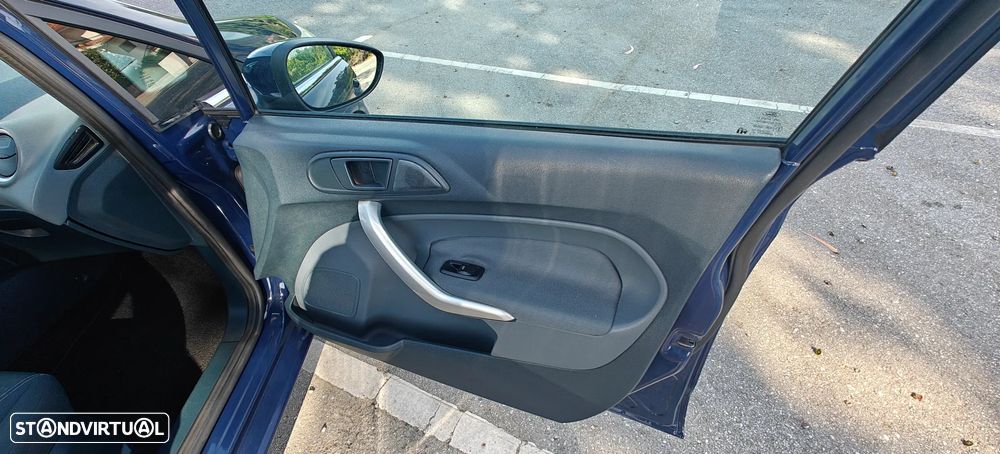 Ford Fiesta 1.4 TDCI Titanium - 7