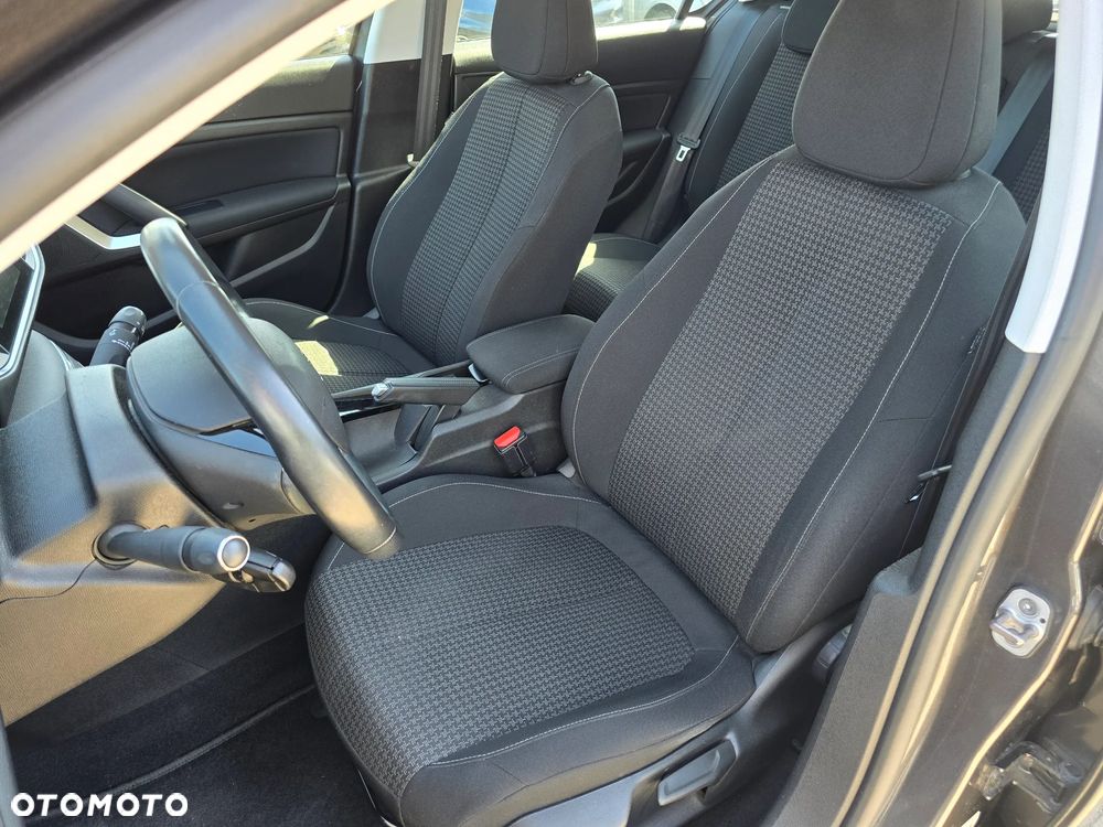 Peugeot 308 - 12