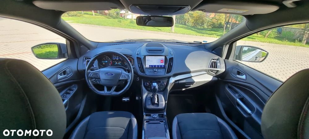 Ford Kuga 2.0 TDCi AWD ST-Line - 11