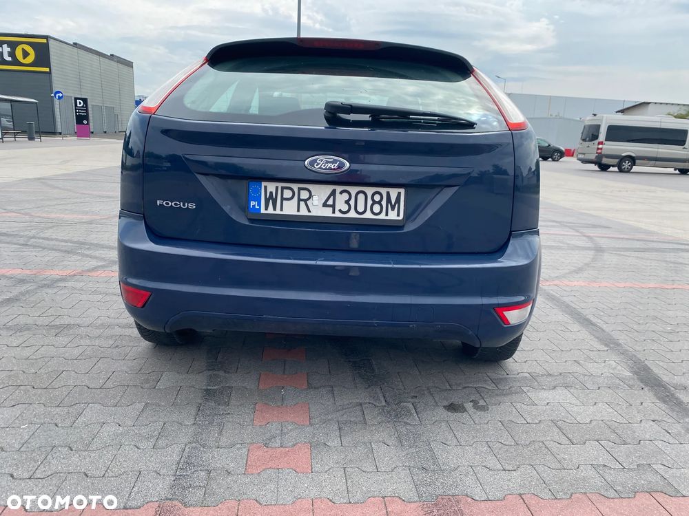 Ford Focus 1.6 Ambiente - 5