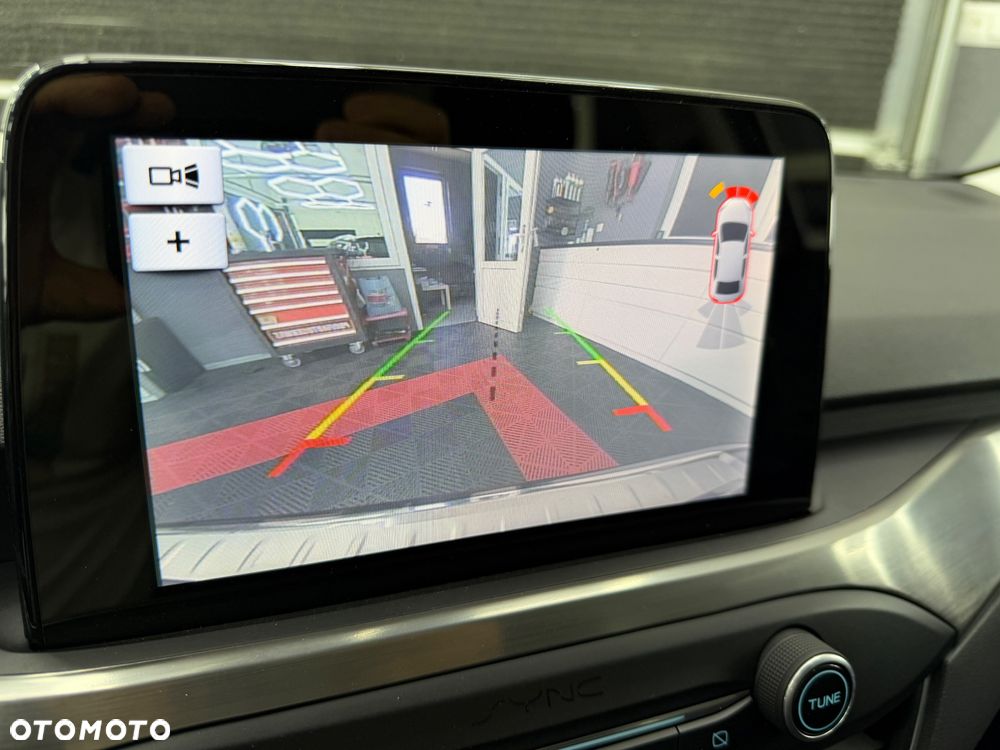 Ford Focus 1.5 EcoBlue STart-Stopp-System TITANIUM - 25