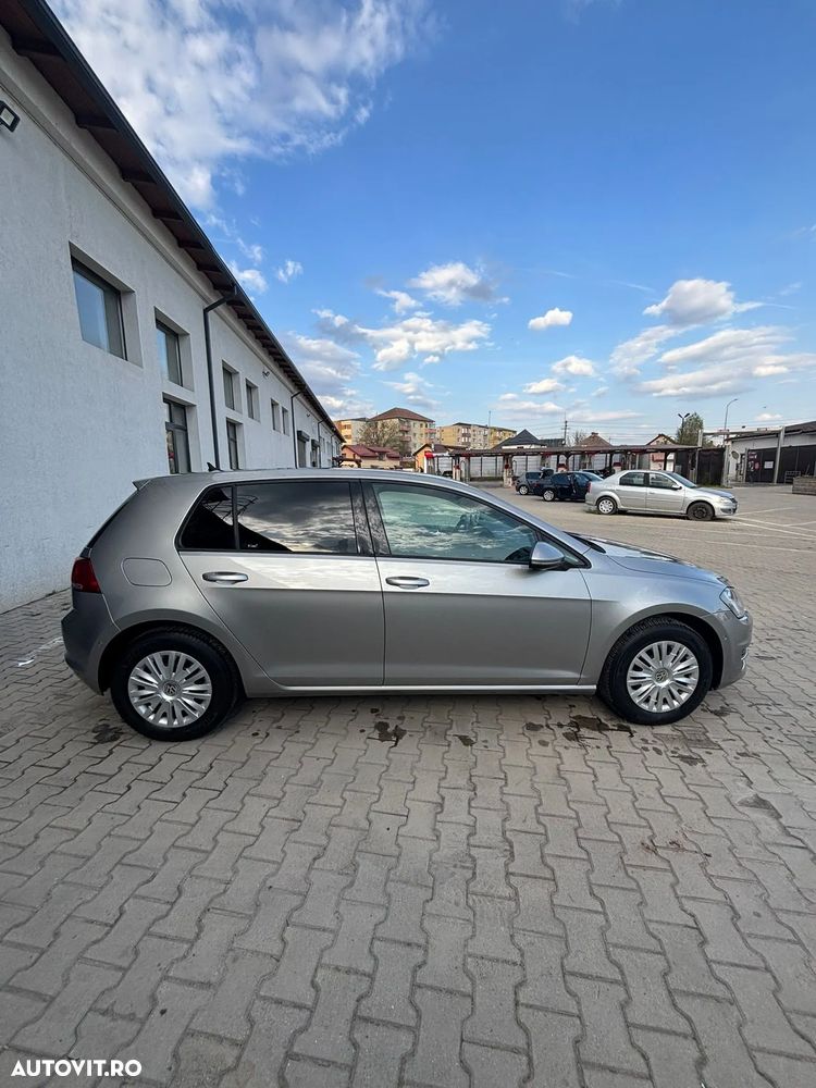 Volkswagen Golf 1.2 TSI Highline BlueMotion Technology - 9