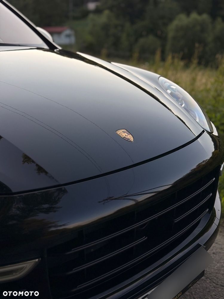Porsche Cayenne Turbo - 3