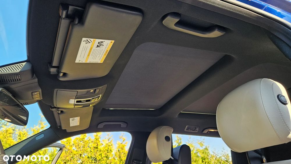 Mercedes-Benz GLS - 33