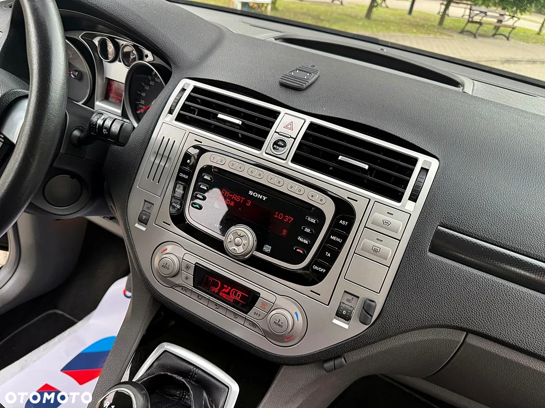 Ford Kuga 2.0 TDCi 2x4 Titanium - 19