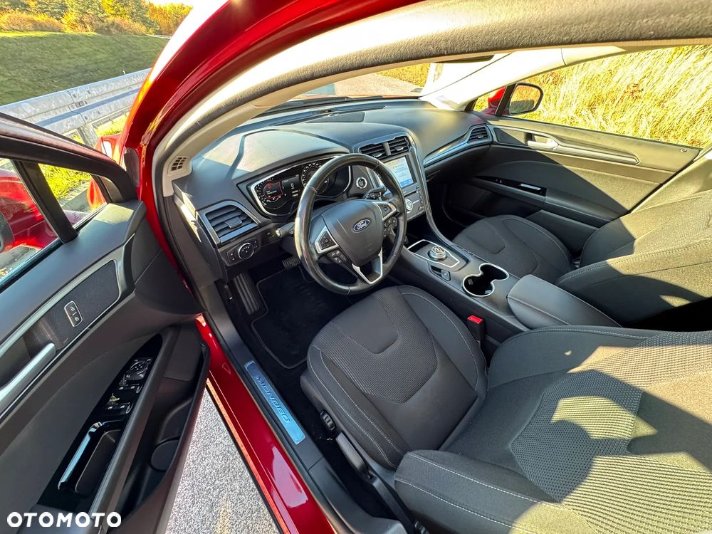 Ford Mondeo - 10