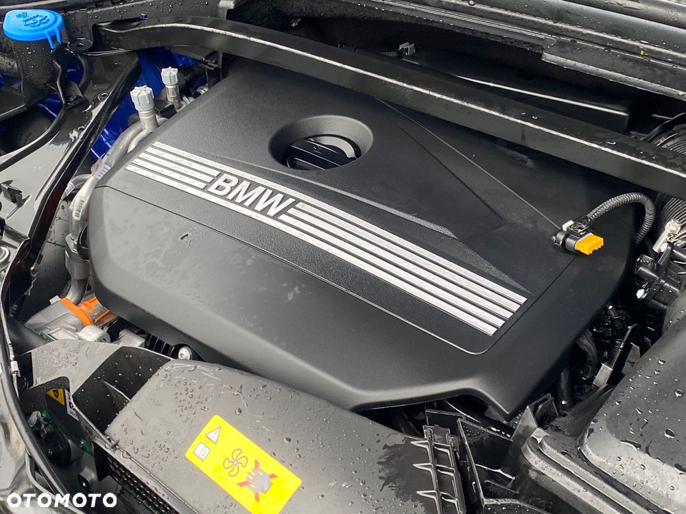 BMW X1 xDrive25e M Sport Edition - 6