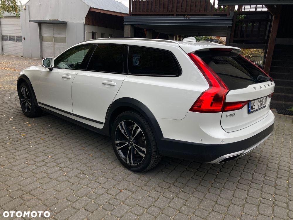 Volvo V90 D5 SCR AWD Inscription - 3