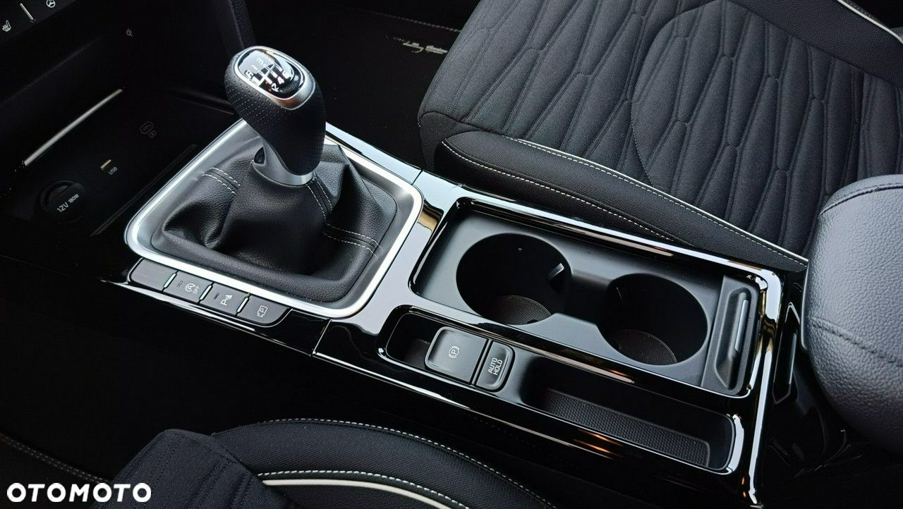 Kia ProCeed 1.5 T-GDI GT Line - 12