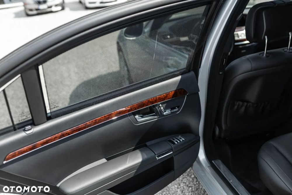 Mercedes-Benz Klasa S 500 L 7G-TRONIC - 32