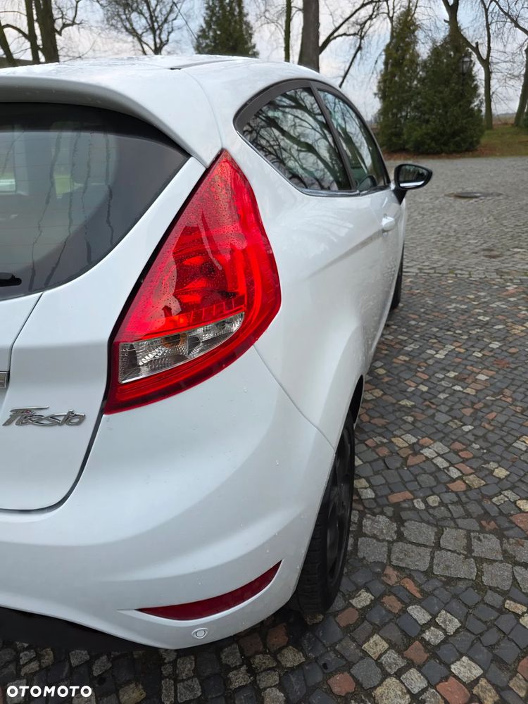 Ford Fiesta - 16