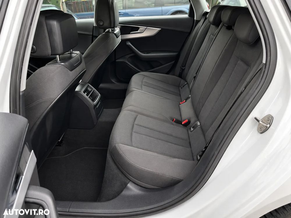 Audi A4 2.0 TDI Multitronic - 9