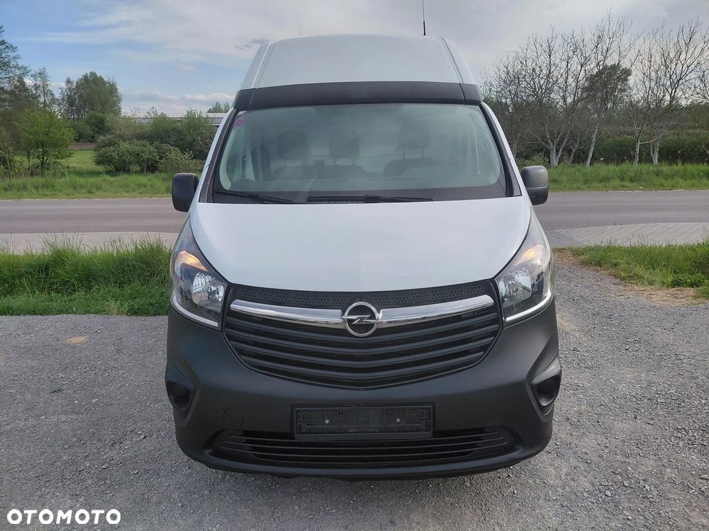 Opel Vivaro B - 2