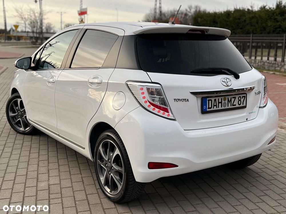 Toyota Yaris - 7
