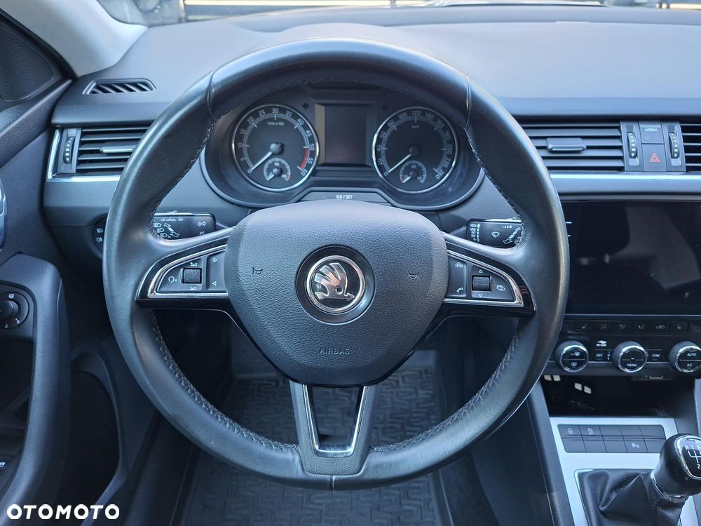 Skoda Octavia 2.0 TDI Ambition - 9