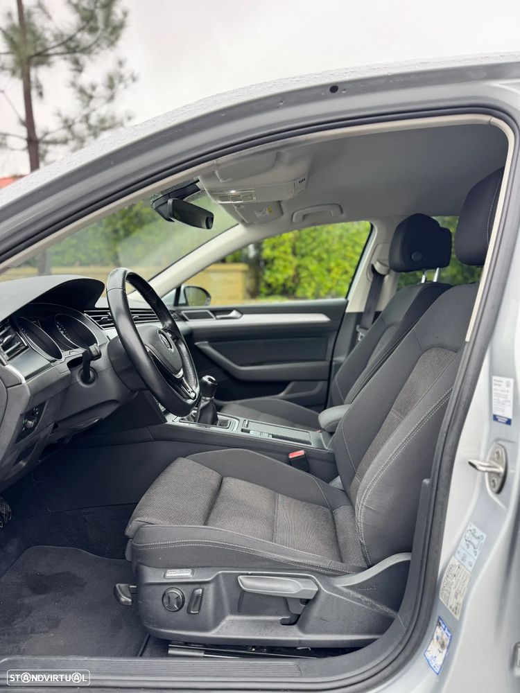 VW Passat 2.0 TDI Highline - 19