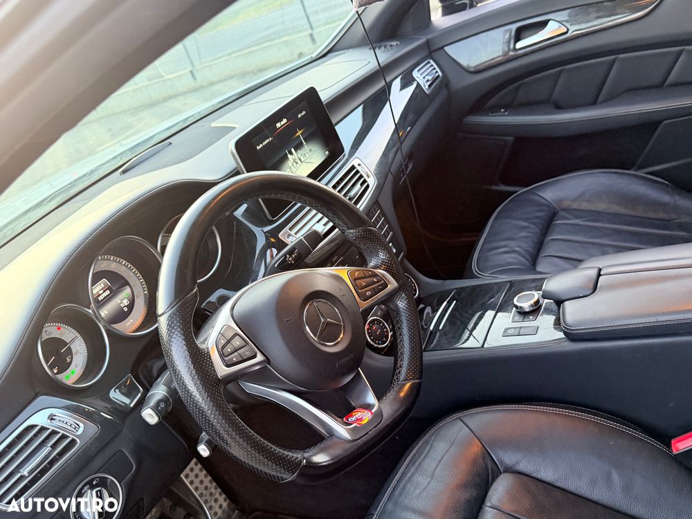 Mercedes-Benz CLS - 5