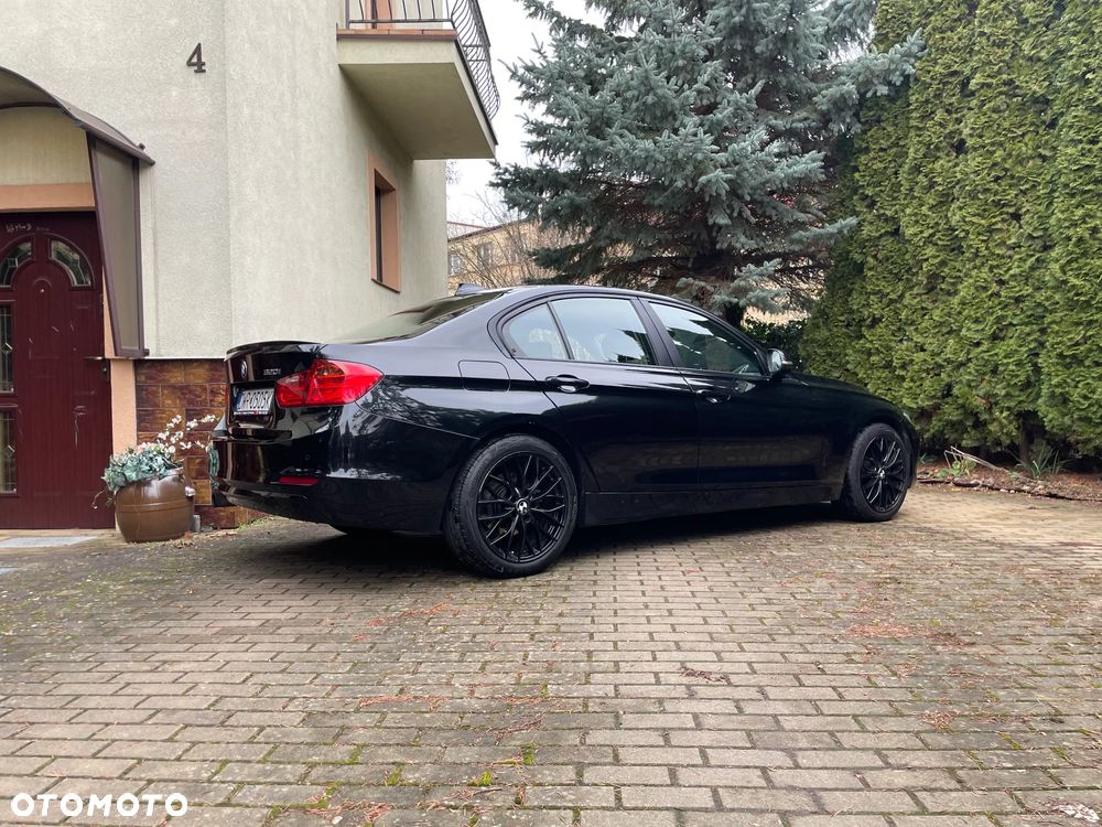 BMW Seria 3 - 39