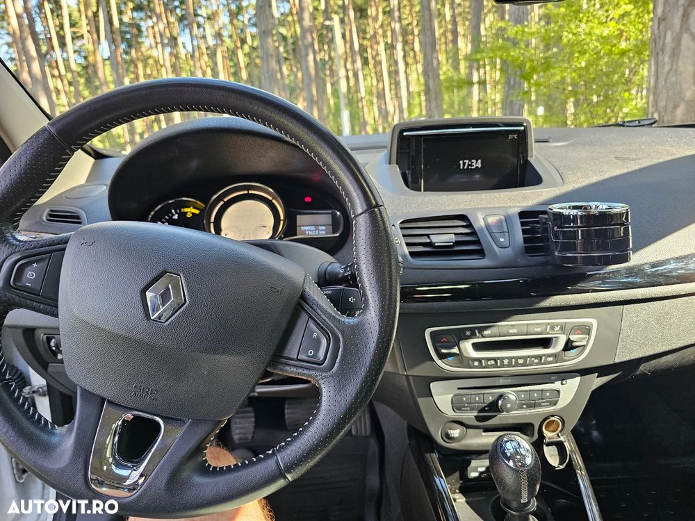 Renault Megane ENERGY dCi 130 Start & Stop Bose Edition - 12