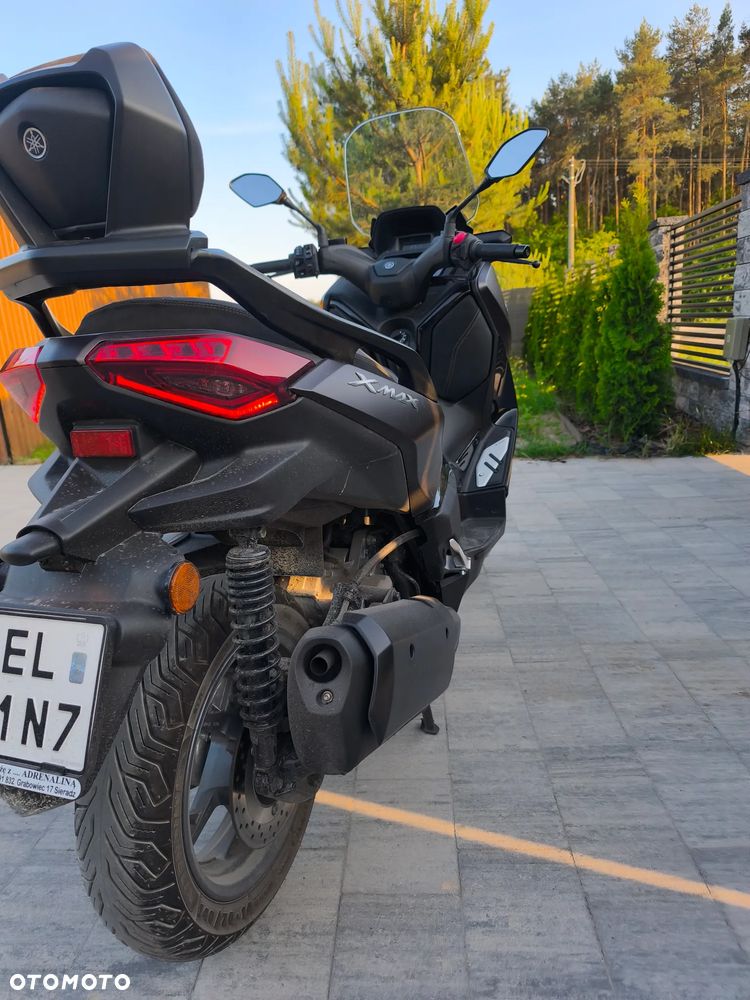 Yamaha X-max - 9