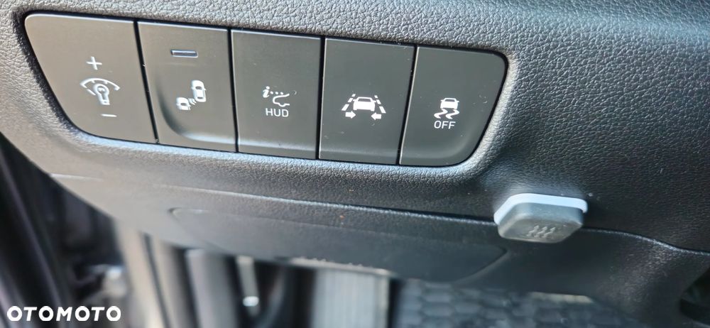 Hyundai Kona 1.6 T-GDI DCT 4WD Iron Man Edition - 21