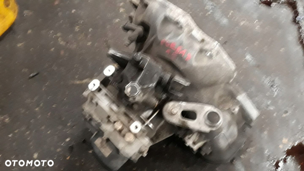 Skrzynia biegów 1.2B 55355489 OPEL CORSA D 06-14