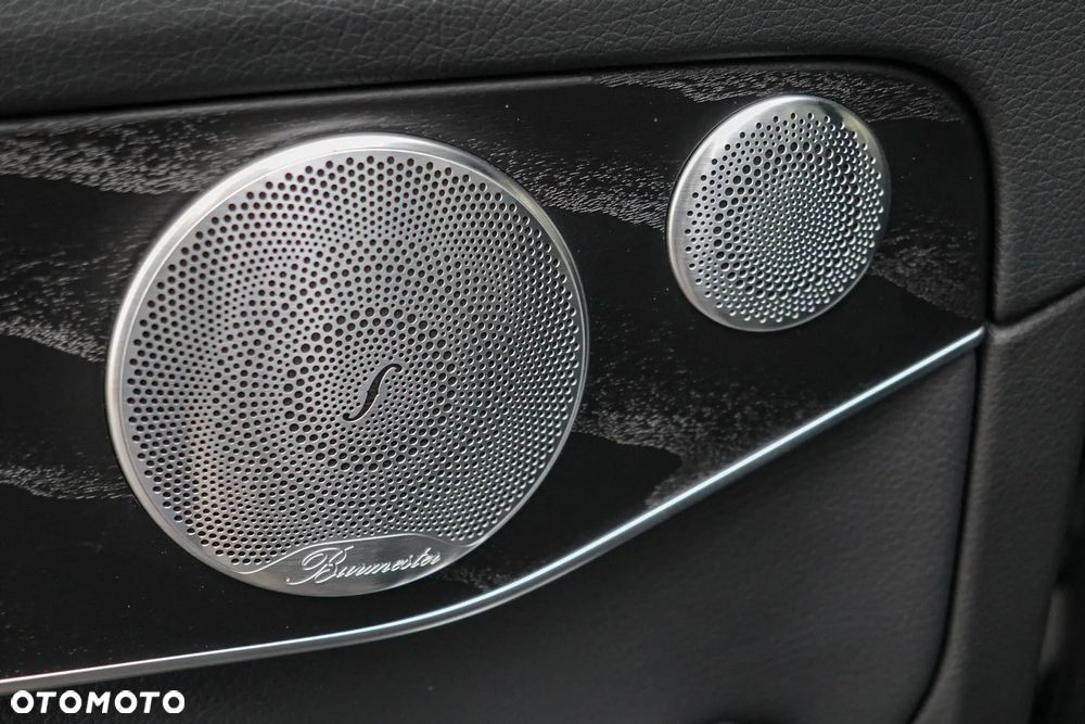 Mercedes-Benz Klasa C 300 4MATIC 9G-TRONIC - 28