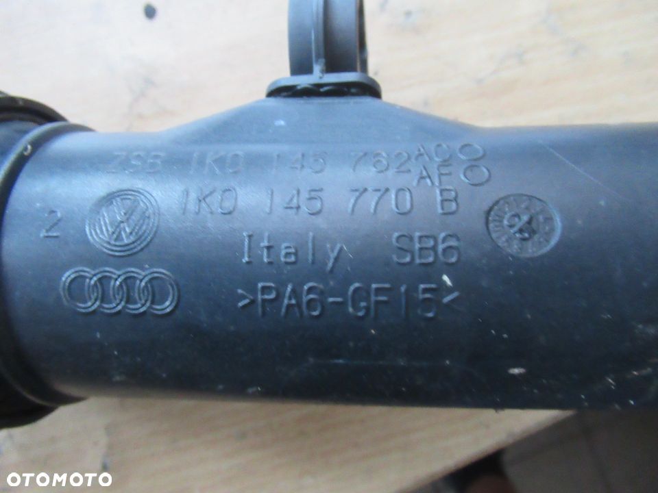 AUDI A3 8P RURA POWIETRZA 1K0145770B 2.0 TDI - 2