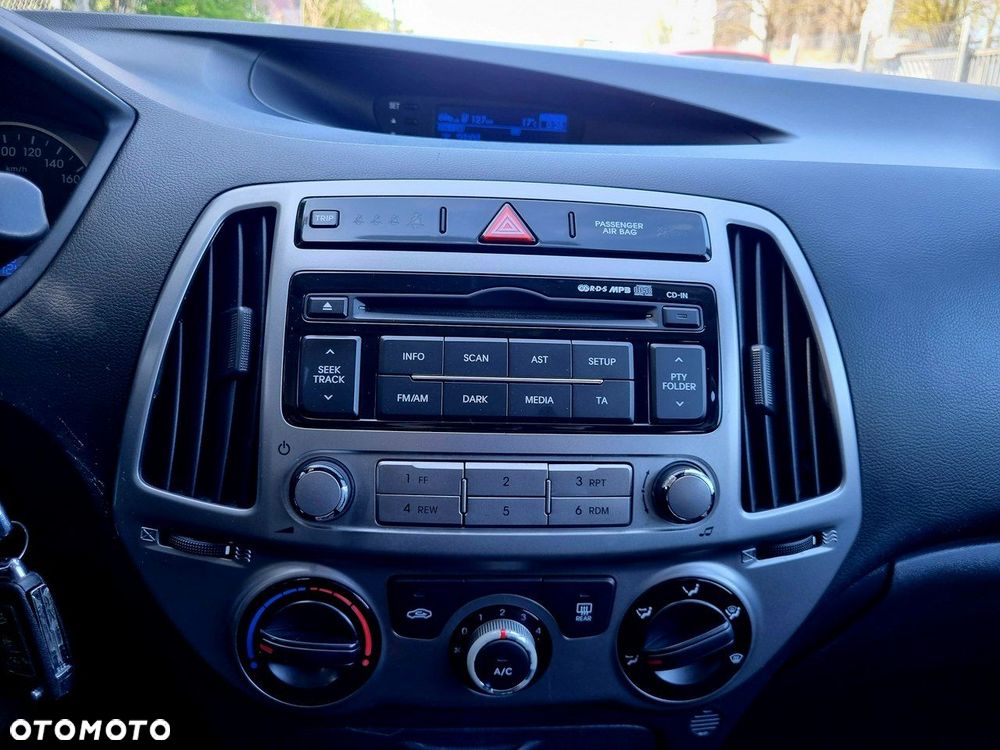 Hyundai i20 1.2 Trend - 15