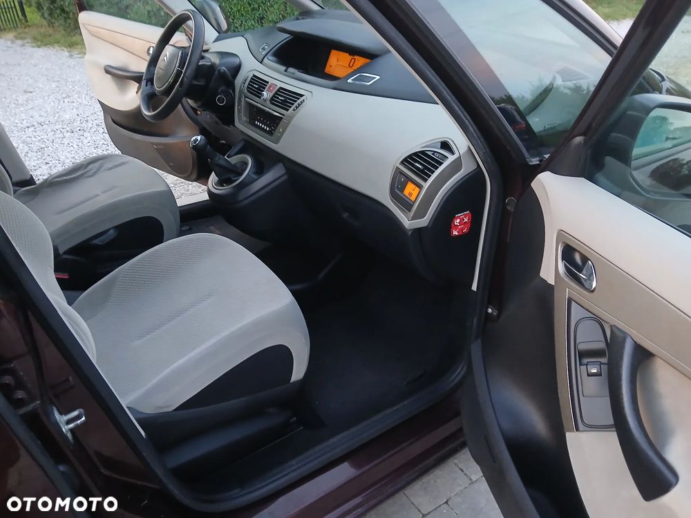 Citroën C4 Picasso 1.8i Impress - 32