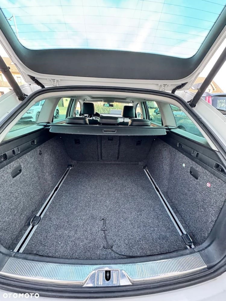 Skoda Superb 2.0 TDI Elegance - 12